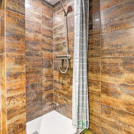 Cozy Penthouse, 20 Min To Downtown, Alcala Norte มาดริด ภายนอก รูปภาพ